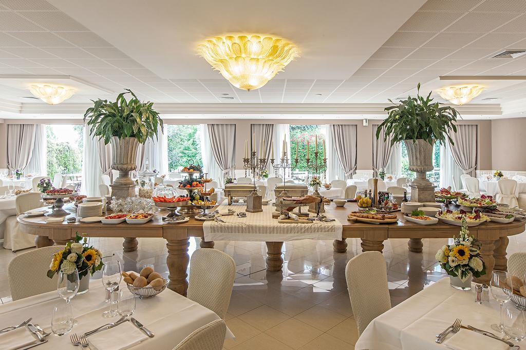 Hotel Touring Coccaglio Екстер'єр фото